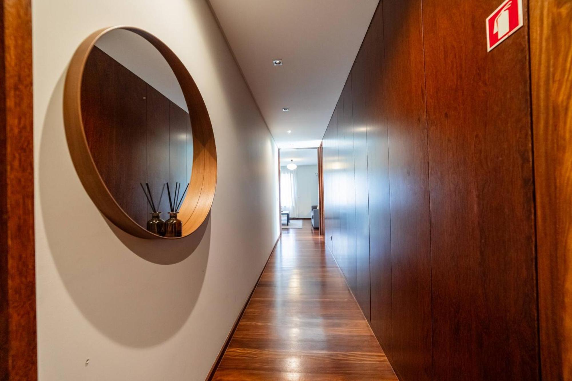 Modern Cedofeita By Hosty Oporto